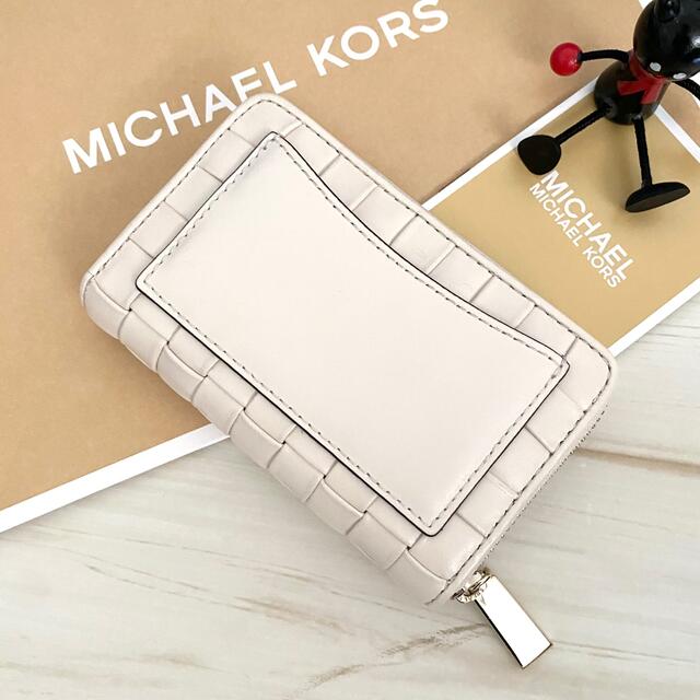 Michael Kors(マイケルコース)の新品 MICHAEL KORS マイケルコース コインケース ホワイト レディースのファッション小物(財布)の商品写真