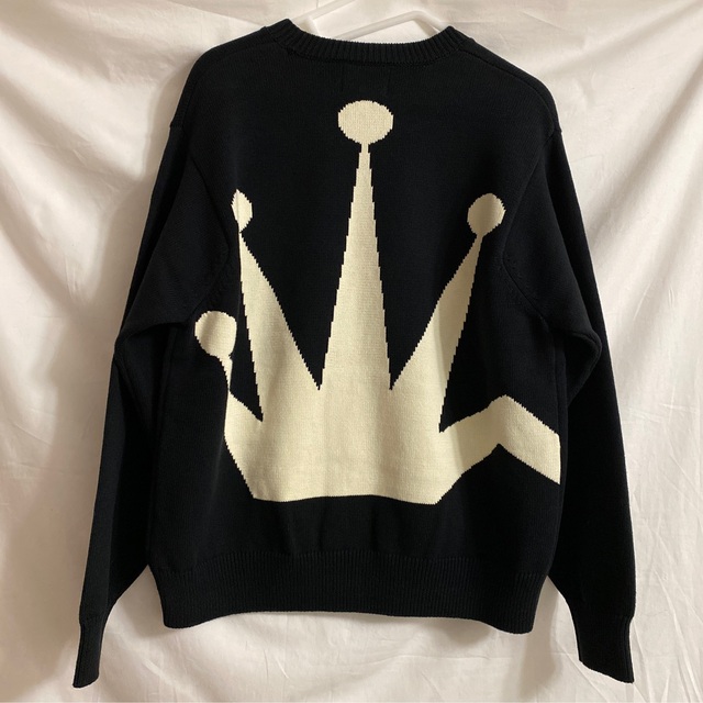 STUSSY(ステューシー)の22SS Stussy BENT CROWN SWEATER メンズのトップス(ニット/セーター)の商品写真