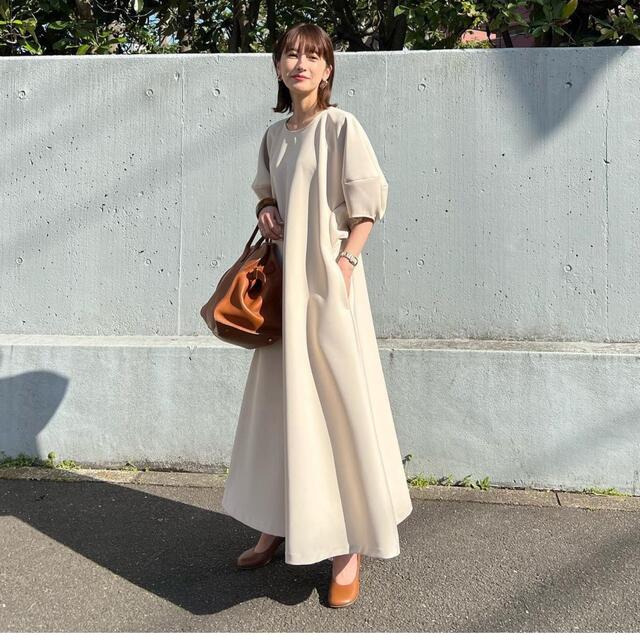 クラネ LANTERN SLEEVE FLARE ONE PIECE