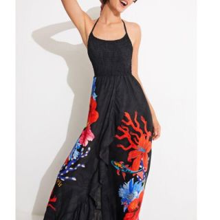 デシグアル(DESIGUAL)の新品✨タグ付き♪ 定価15,900円デシグアル　新作　ロングワンピース　大特価(その他)