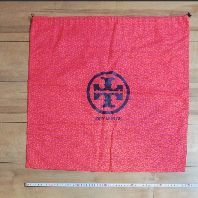 Tory Burch(トリーバーチ)のトリーバーチ　保存袋　巾着 レディースのバッグ(ショップ袋)の商品写真