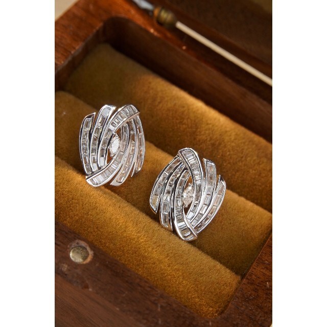 メール便送料無料対応可】 天然ダイヤモンドピアス0.9ct k18 ピアス