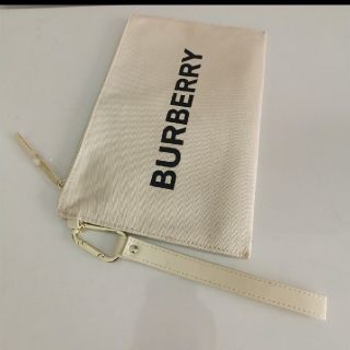 バーバリー(BURBERRY)の新品未使用 バーバリー　ノベルティ　ポーチ　ベージュ(ポーチ)