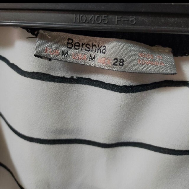 Bershka(ベルシュカ)の【M】Bershka★ベルシュカ★ノースリーブ★シースルー★タンクトップ レディースのトップス(シャツ/ブラウス(半袖/袖なし))の商品写真