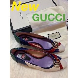 グッチ(Gucci)の新品GUCCI パイソンスキンクリスタルダブルGマルチカラーパンプス、24cm(ハイヒール/パンプス)