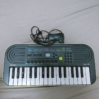 カシオ(CASIO)の電子ピアノ CASIO SA-46 アダプタ付(電子ピアノ)