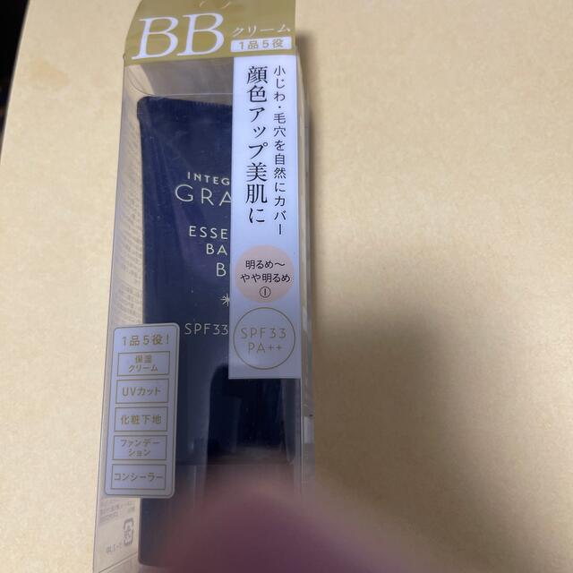 SHISEIDO (資生堂)(シセイドウ)の【インテグレート グレイシィ エッセンスベース BB】 コスメ/美容のベースメイク/化粧品(ファンデーション)の商品写真