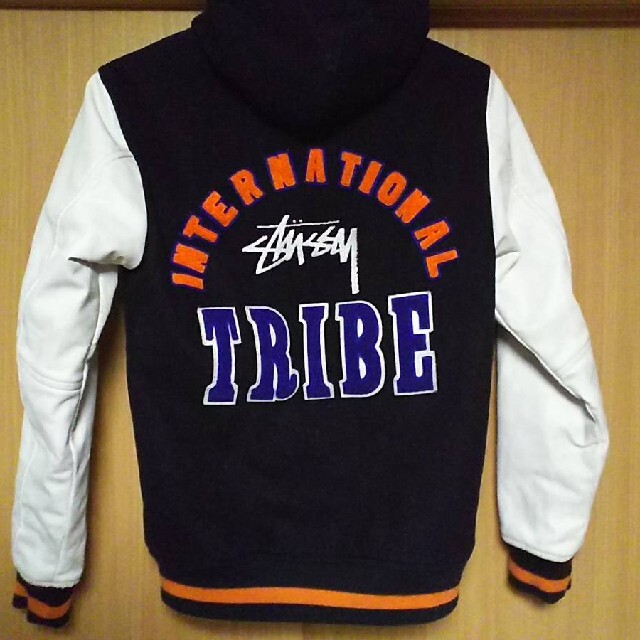 STUSSY - INTERNATIONAL STUSSY TRIBEスタジャン150cmキッズの STUSSY - INTERNATIONAL STUSSY TRIBEスタジャン150cmキッズの