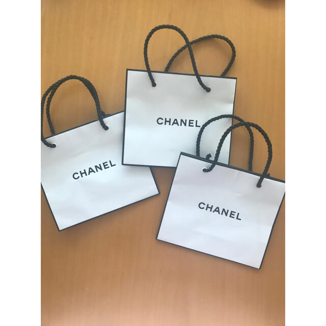 CHANEL(シャネル)のCHANEL 紙袋 レディースのバッグ(ショップ袋)の商品写真