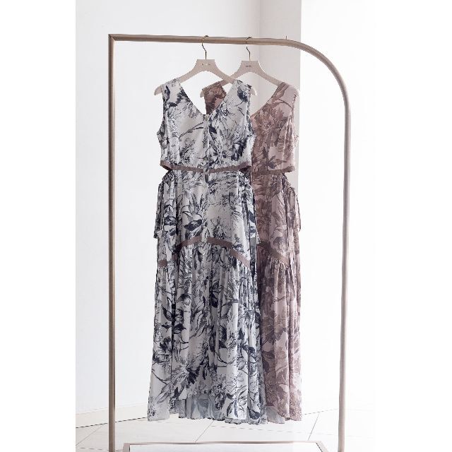 Her lip to Floral Cut-Out Long Dress Her lip to Floral Cut-Out Long Dress