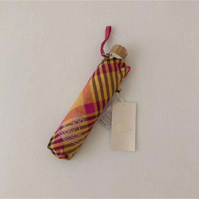 ルゥ傘新品⭐️ ヴィヴィアン ウエストウッド 折りたたみ傘 雨傘 チェック柄