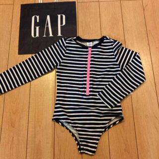 ベビーギャップ(babyGAP)の残2！新品★ 80cm gap 水着　ラッシュガード　オールインワン　ボーダー(水着)