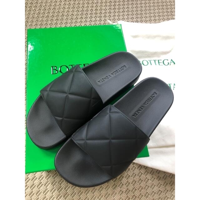 BOTTEGA VENETA イントレチャート レザーサボ フラットサンダル39