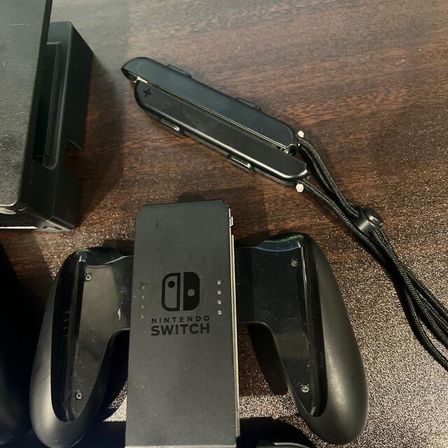Nintendo Switch(ニンテンドースイッチ)のニンテンドースイッチ　本体＋ジョイコン＋付属品 エンタメ/ホビーのゲームソフト/ゲーム機本体(家庭用ゲーム機本体)の商品写真