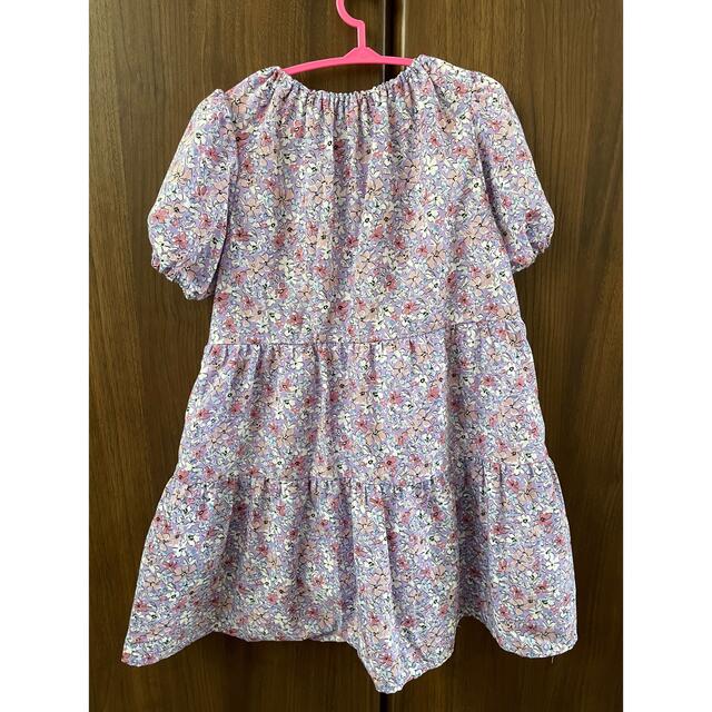 GU(ジーユー)のワンピース　110 女の子　GU キッズ/ベビー/マタニティのキッズ服女の子用(90cm~)(ワンピース)の商品写真