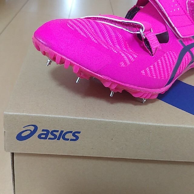 asics(アシックス)のasics ｻｲﾊﾞｰﾌﾞﾚｰﾄﾞ16 スポーツ/アウトドアのスポーツ/アウトドア その他(陸上競技)の商品写真