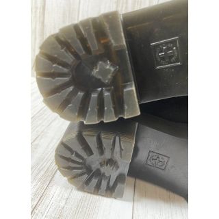 オンライン特販 ドクターマーチンTAMELAフロントジップ