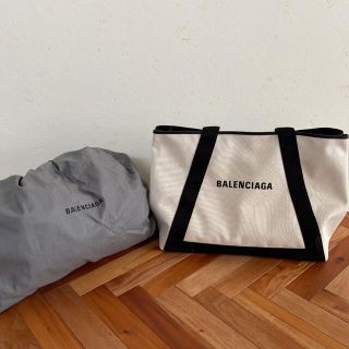 Balenciaga - BALENCIAGA ネイビーカバス Mの通販 by sora