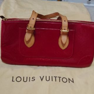 ルイヴィトン(LOUIS VUITTON)のルイヴィトン　ヴェルニ　ローズウッドアヴェニュー(ショルダーバッグ)