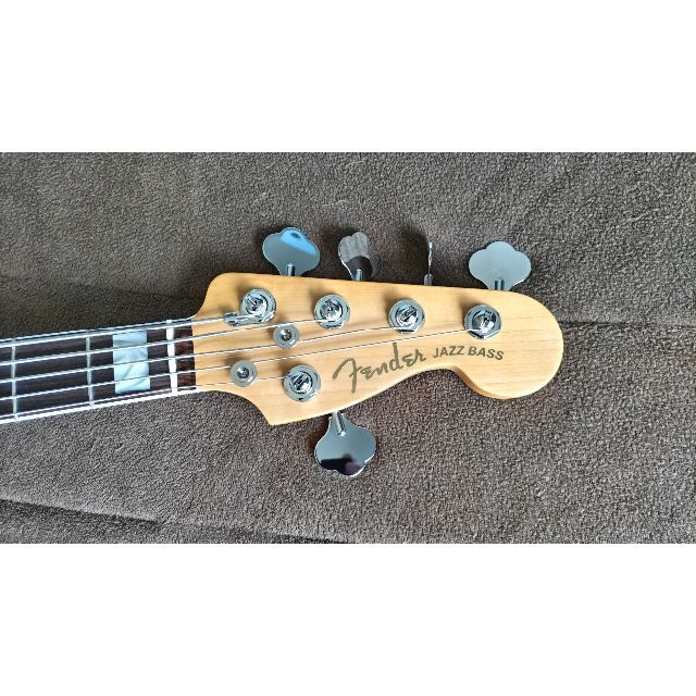 Fender American Ultra Jazz Bass V 3