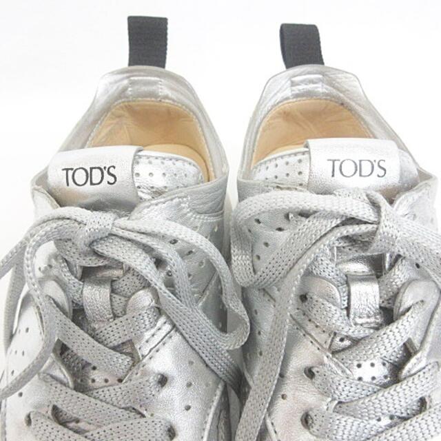 TOD'S(トッズ)のトッズ TOD'S スニーカー ローカット パンチング シルバー 35 1/2 レディースの靴/シューズ(スニーカー)の商品写真