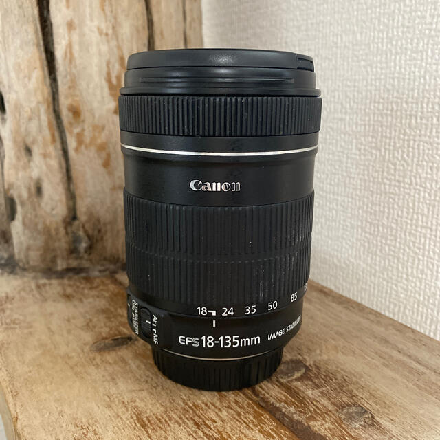 ＣＡＮＯＮ　ＥＦ－Ｓ１８－１３５ｍｍ　Ｆ３．５－５．６ＩＳ　ＵＳＭ