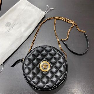 ヴェルサーチ(VERSACE)の1回　定価22万　ヴェルサーチ 　ラ メドゥーサ ラウンド バッグ　ショルダー(ショルダーバッグ)