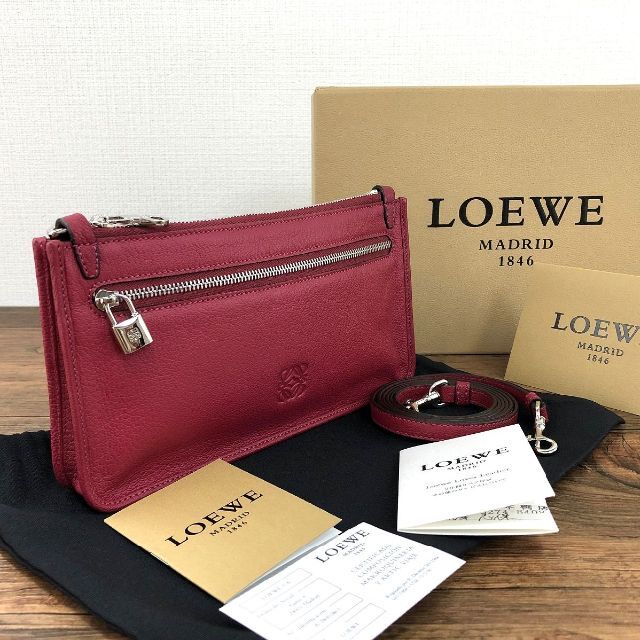 LOEWE - 未使用品 LOEWE ショルダーバッグ マゼンダ 143