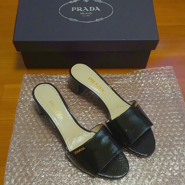 正規品♡保管品♡【PRADA♡】ミュール♡優しいグリーン♡サイズ38♡