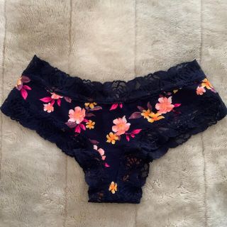 ヴィクトリアズシークレット(Victoria's Secret)の【新品】Victoria’s Secret PINK ショーツ Sサイズ(ショーツ)