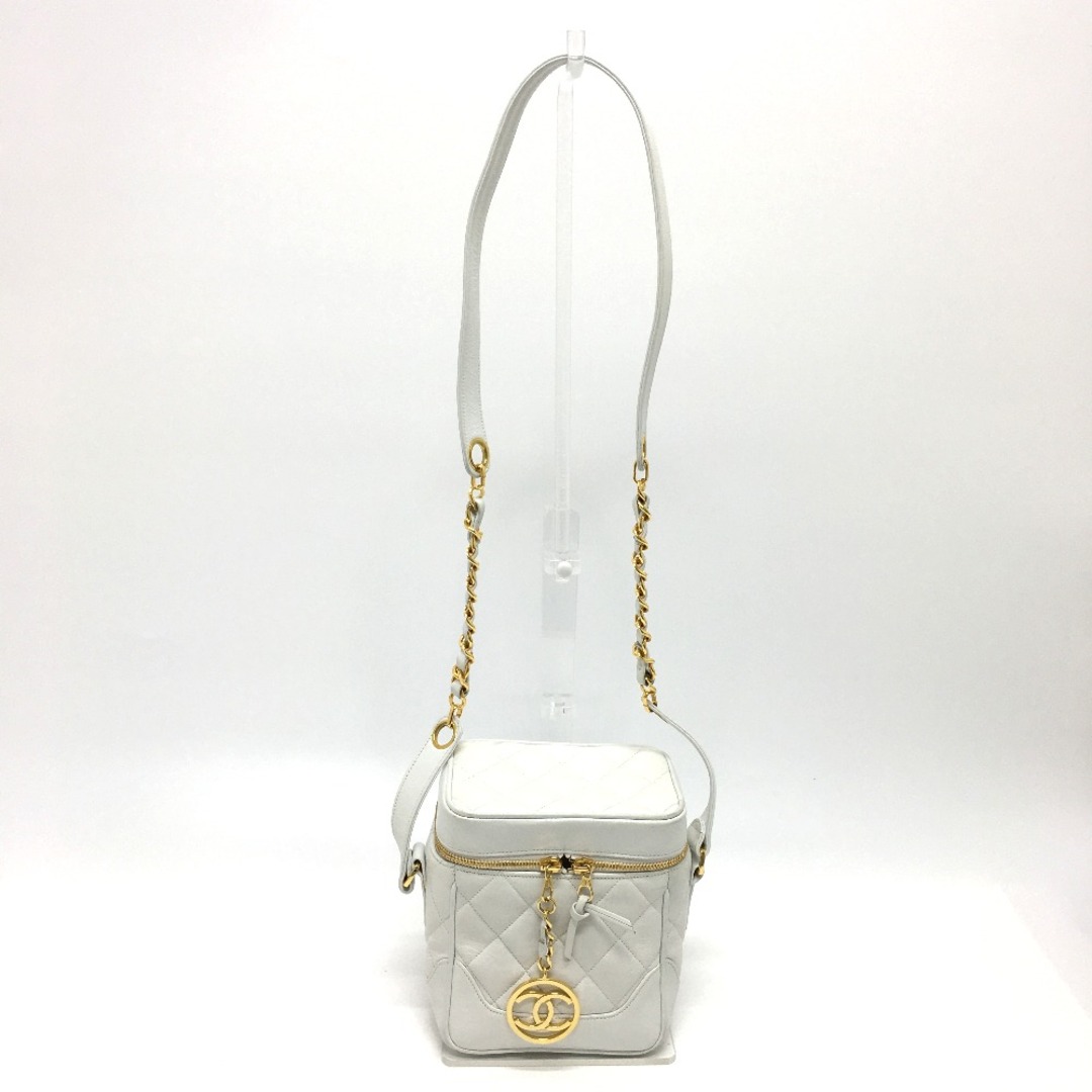 CHANEL - シャネル CHANEL マトラッセ CC ココマーク バニティ CHANEL - シャネル CHANEL マトラッセ CC ココマーク バニティ