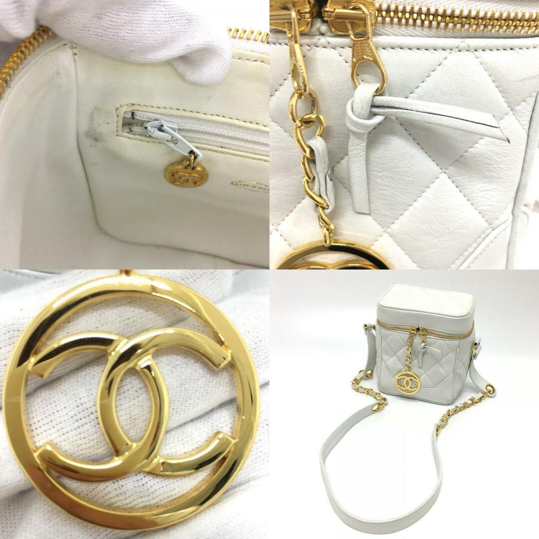 CHANEL - シャネル CHANEL マトラッセ CC ココマーク バニティ CHANEL - シャネル CHANEL マトラッセ CC ココマーク バニティ