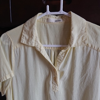 シューラルー(SHOO・LA・RUE)の半袖シャツ Mサイズ(シャツ/ブラウス(半袖/袖なし))