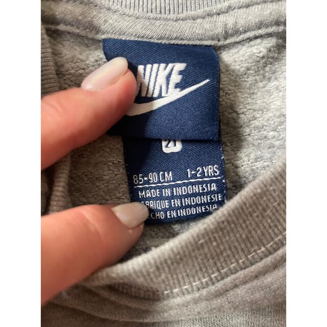 NIKE(ナイキ)のNIKEトレーナー キッズ/ベビー/マタニティのベビー服(~85cm)(トレーナー)の商品写真