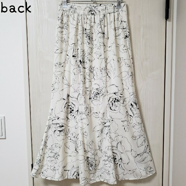GRL(グレイル)の【美品】GRL 花柄マーメイドロングスカート オフホワイト L レディースのスカート(ロングスカート)の商品写真