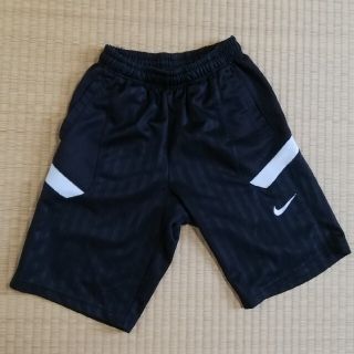 ナイキ(NIKE)のNIKE ナイキ ハーフパンツ 140cm 黒(パンツ/スパッツ)