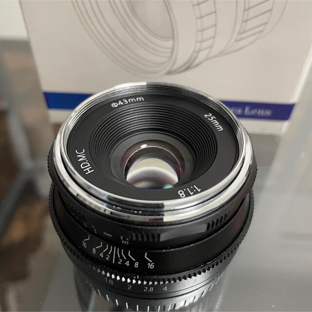 Pergear 25mm f1.8 Xマウント スマホ/家電/カメラのカメラ(レンズ(単焦点))の商品写真