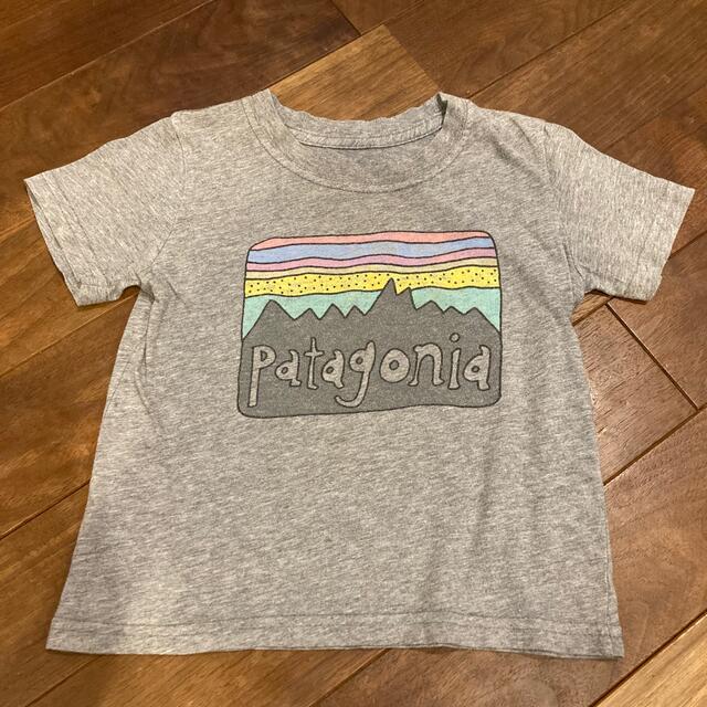 patagonia(パタゴニア)のpatagonia パタゴニア　Tシャツ　2T 90サイズ キッズ/ベビー/マタニティのキッズ服男の子用(90cm~)(Tシャツ/カットソー)の商品写真