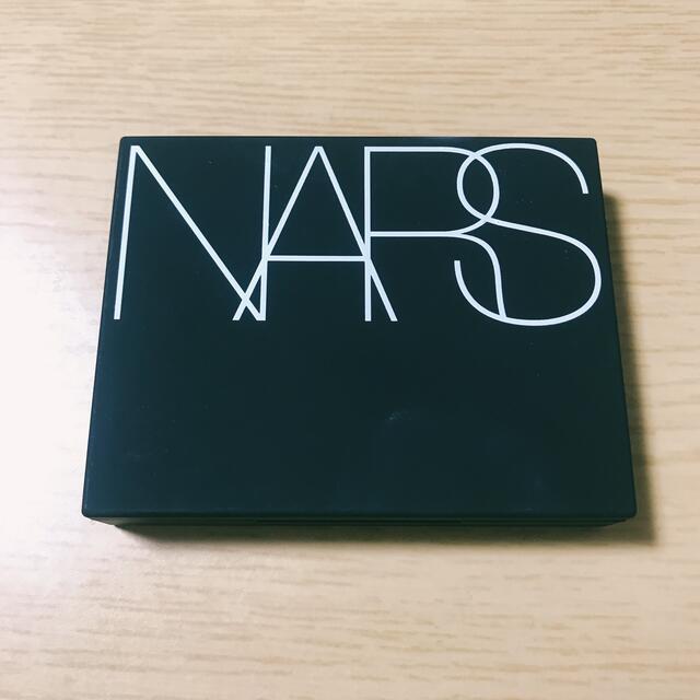 NARS ライトリフレクティング セッティングパウダー プレストN