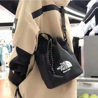 ザノースフェイス(THE NORTH FACE)のノースフェイス バケットバッグ ショルダーバッグ 韓国(ショルダーバッグ)