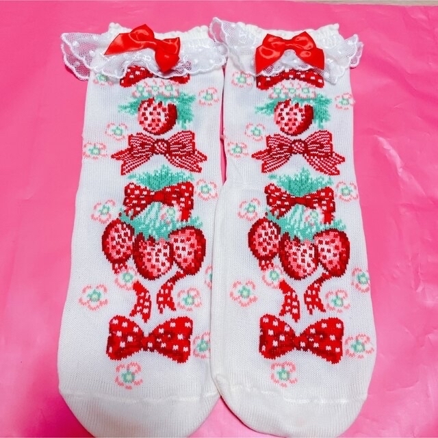 Angelic Pretty(アンジェリックプリティー)のStrawberry DollJSK3点セット レディースのワンピース(ひざ丈ワンピース)の商品写真