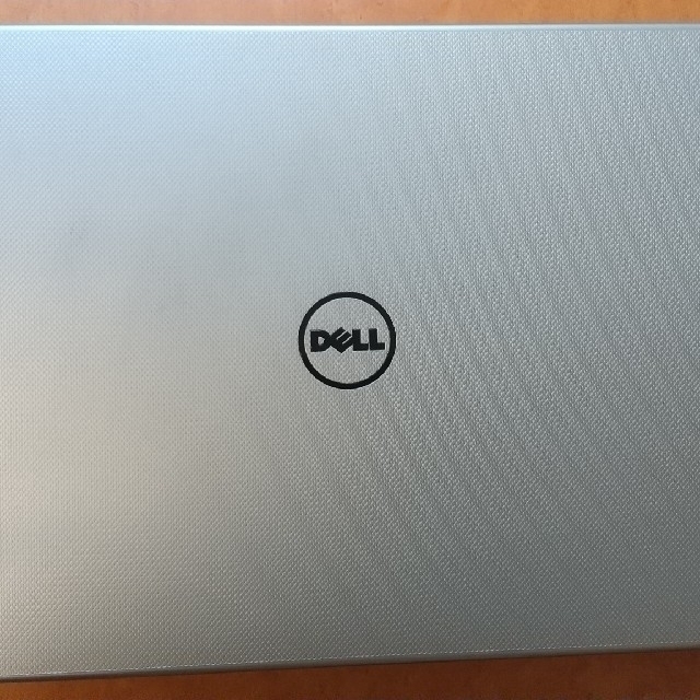 WebカメラありDell Inspiron 15 3000