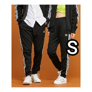 アディダス(adidas)のクラシック トラックパンツ Primeblue SST GF0210 S(その他)