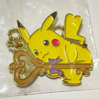 ポケモン(ポケモン)の𓊆 未使用品 ドラマティックチャーム ピカチュウ🔑♡ 𓊇 (キーホルダー)