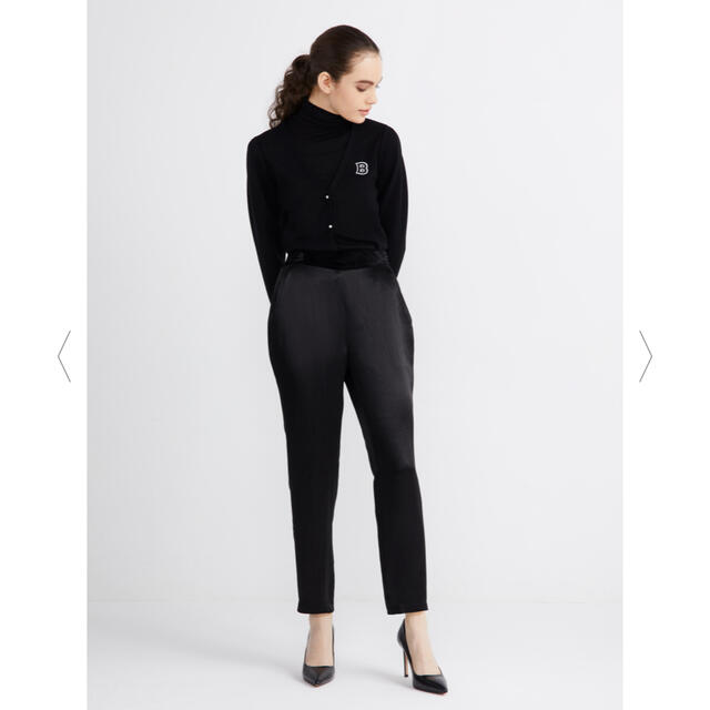 BORDERS at BALCONY - 美品 GLOSS SATIN PANTSの通販 by poodle ... 美品 GLOSS SATIN PANTS