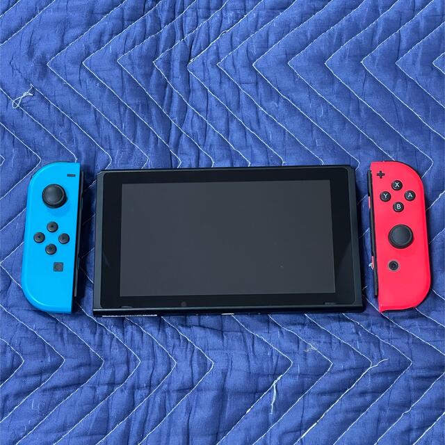 Nintendo Switch(旧式)本体＋ジョイコンのみ