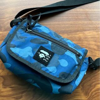 アベイシングエイプ(A BATHING APE)のA BATHING APE ショルダーバッグ(ショルダーバッグ)