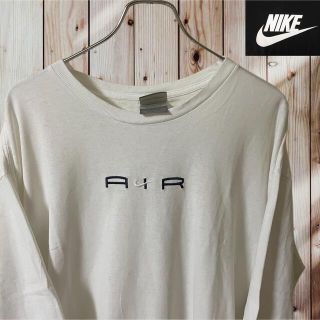 ナイキ(NIKE)の海外限定❗️ナイキ　刺繍　ロングTシャツ❗️(Tシャツ/カットソー(七分/長袖))