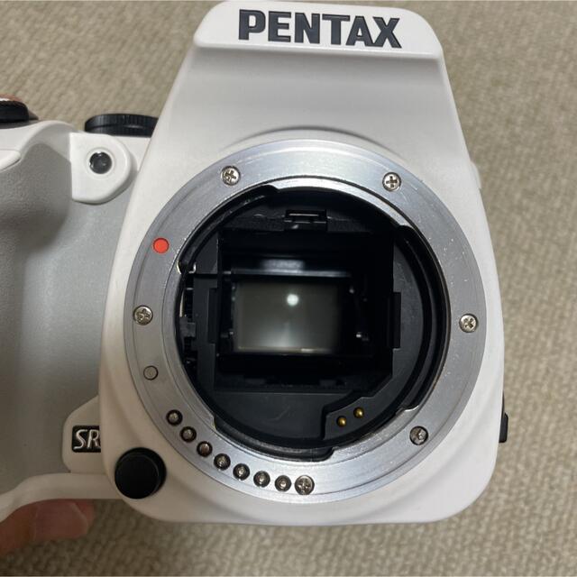 PENTAX(ペンタックス)のPENTAX K−S2 ボディ WHITE スマホ/家電/カメラのカメラ(デジタル一眼)の商品写真