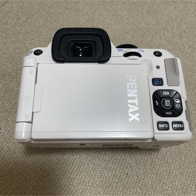 PENTAX(ペンタックス)のPENTAX K−S2 ボディ WHITE スマホ/家電/カメラのカメラ(デジタル一眼)の商品写真